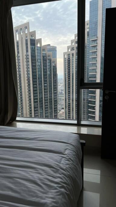 Apartamento Luxury Burj Khalifa View - Mins Walking Dubai Mall Exterior foto