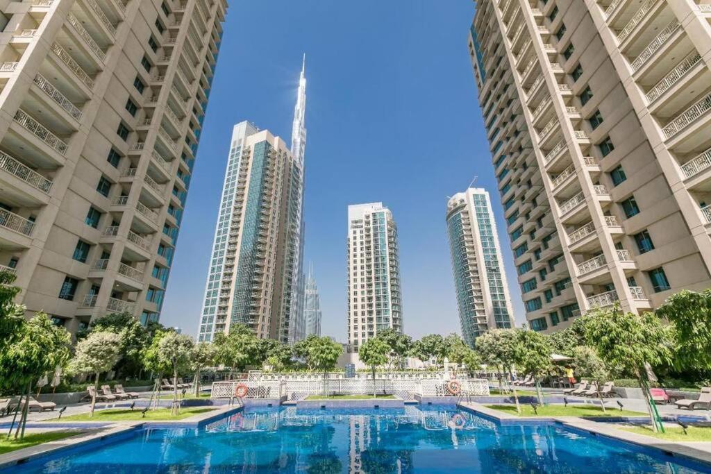 Apartamento Luxury Burj Khalifa View - Mins Walking Dubai Mall Exterior foto